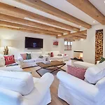 Tannenbaum Chalet